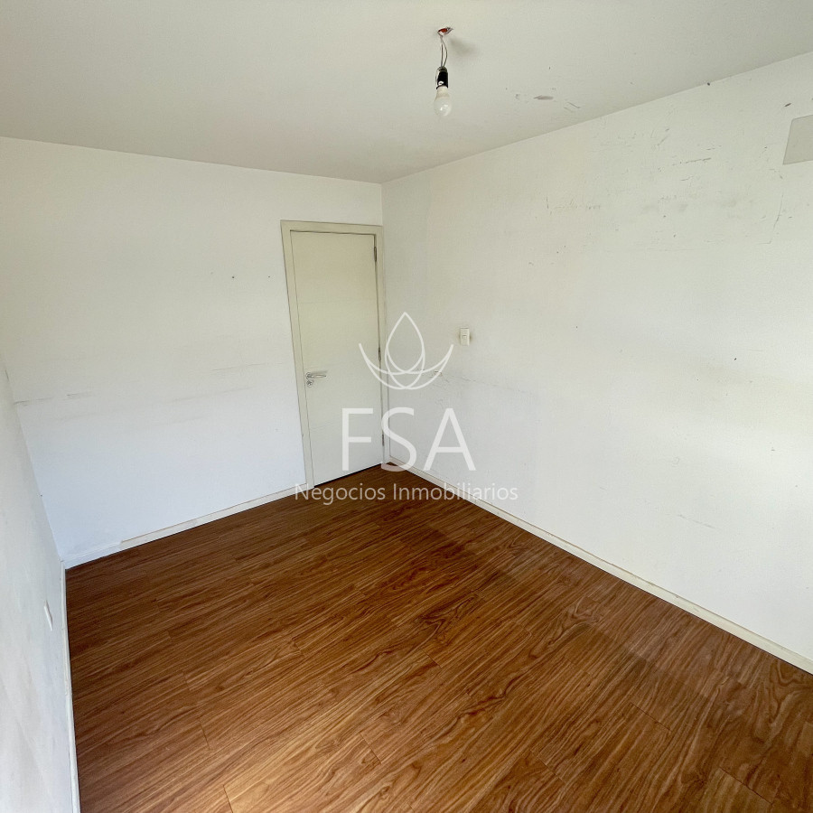 Apartamento ID.52 - Venta Apartamento 1 Dormitorio Balcón Centro Montevideo St