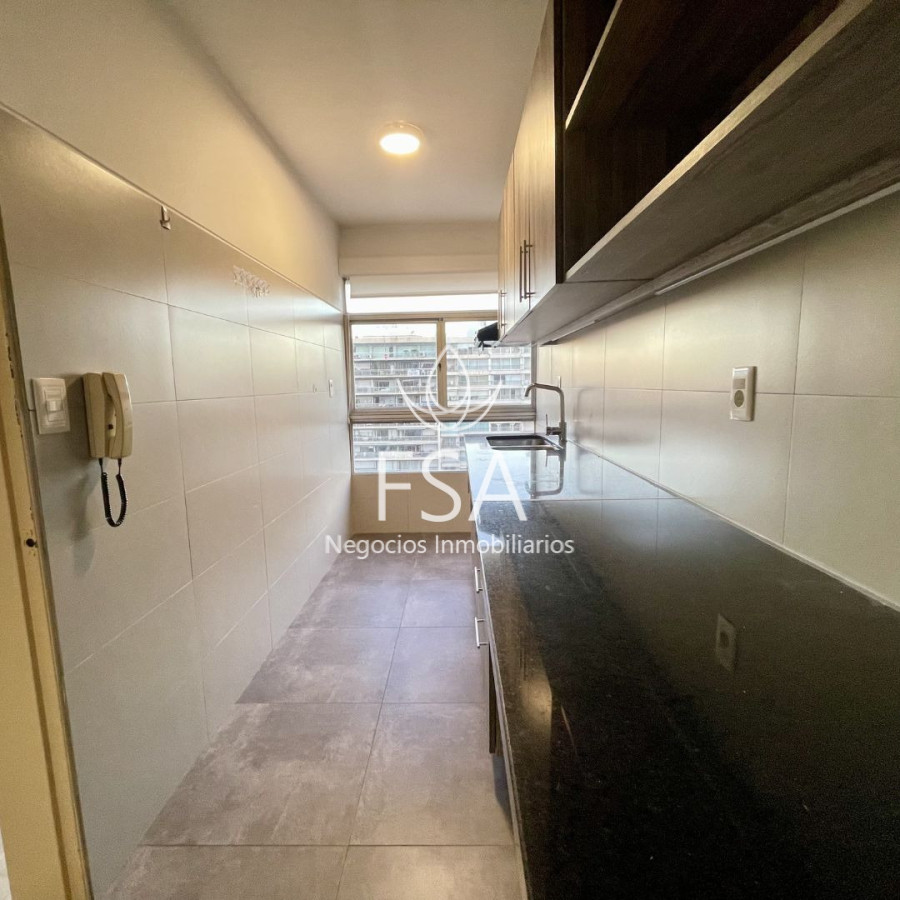 Apartamento ID.178 - Alquiler Apartamento 2 Dormitorios Balcon Al Frente Punta Carretas Montevideo St