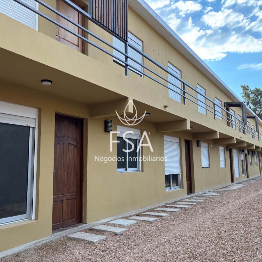 Apartamento ID.240 - Alquiler Apartamento 2 Dormitorios Terraza Estacionamiento Pinar Sur Canelones F