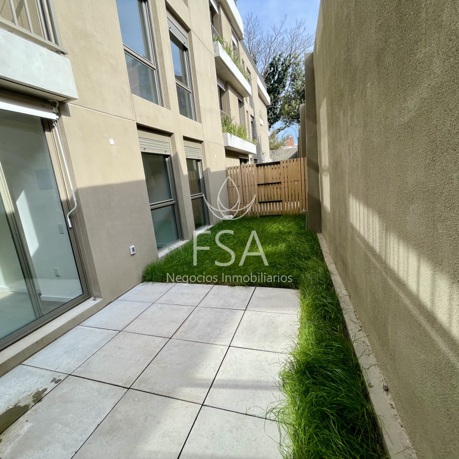Apartamento ID.321 - Venta Apartamento 2 Dormitorios A Estrenar Con Patio Parque Batlle Montevideo St