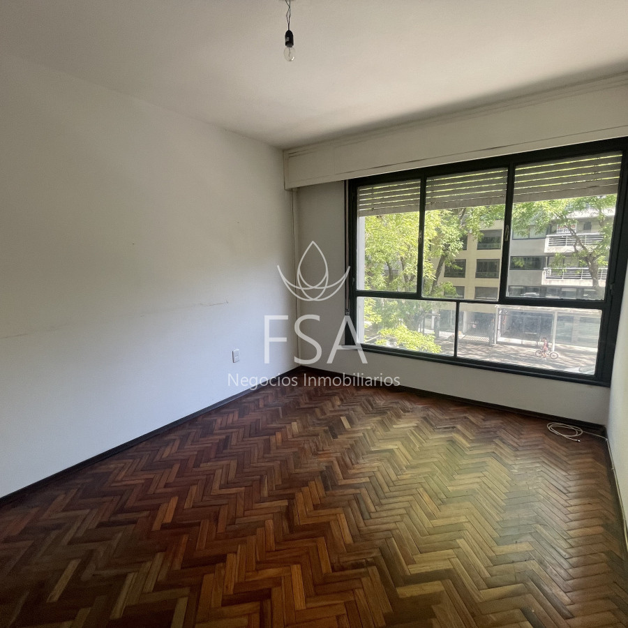 Apartamento ID.90 - Venta Apartamento 4 Dormitorios 2 Baños Garage Punta Carretas Montevideo St