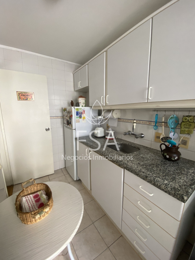 Apartamento ID.120 - Alquiler Apartamento 1 Dormitorio Amoblado Pocitos Montevideo Ev