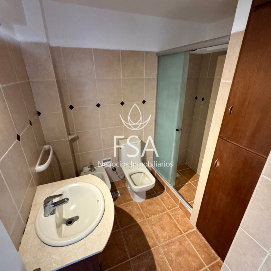 Apartamento ID.422 - Alquiler Apartamento 3 Dormitorios Garaje Punta Gorda Montevideo E