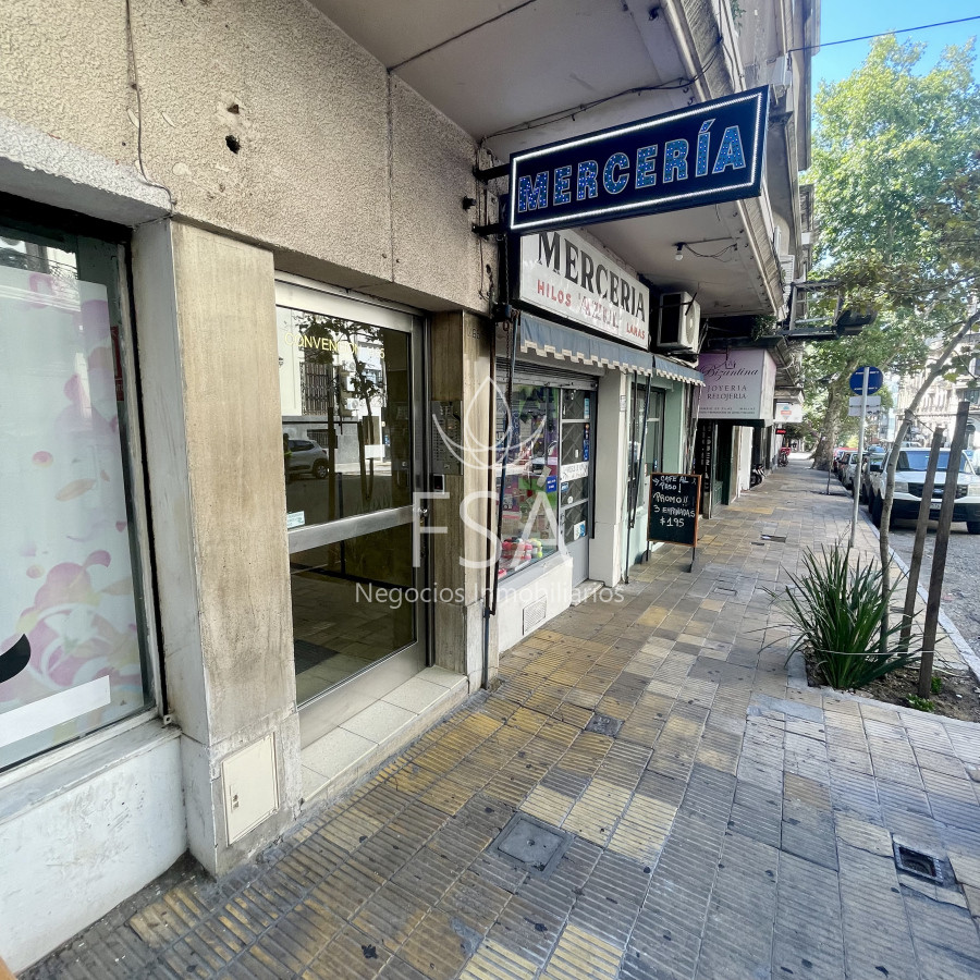 Apartamento ID.149 - Alquiler Apartamento 2 Dormitorios Patio Centro Montevideo St