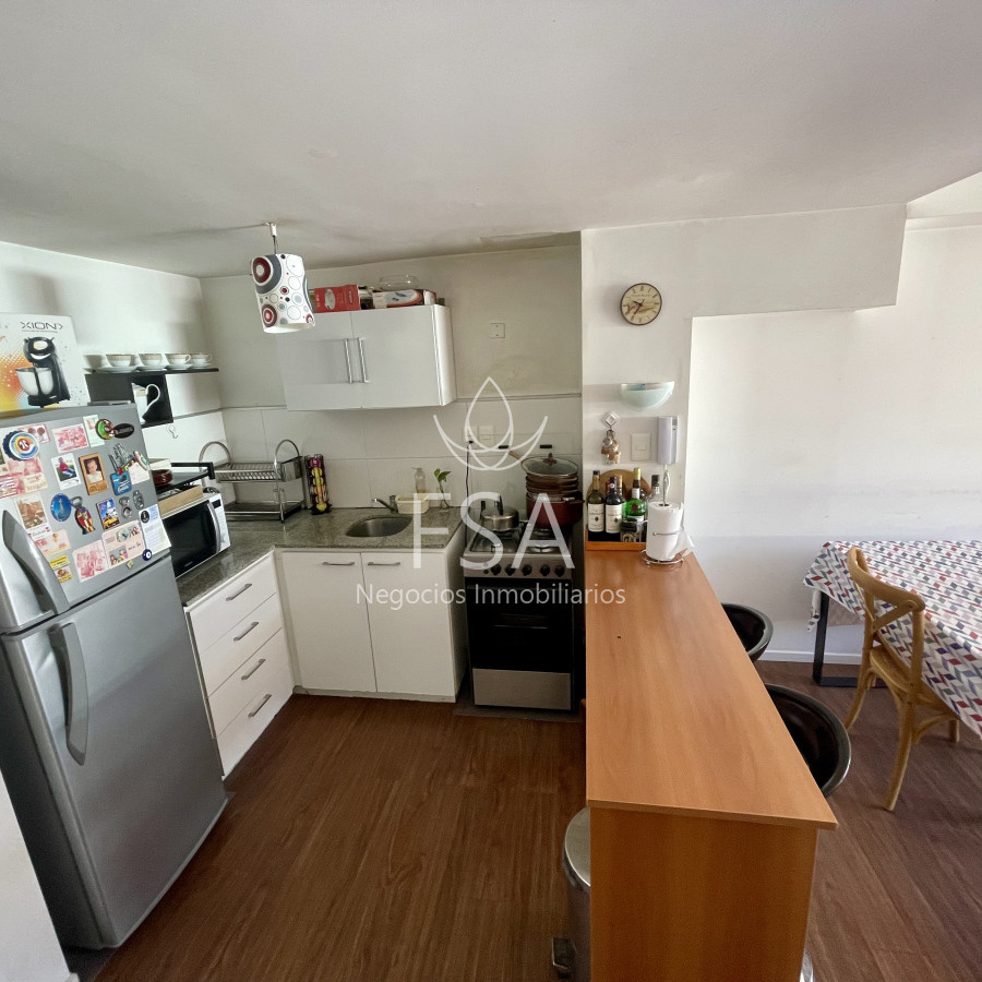 Apartamento ID.52 - Venta Apartamento 1 Dormitorio Balcón Con Renta Centro Montevideo St