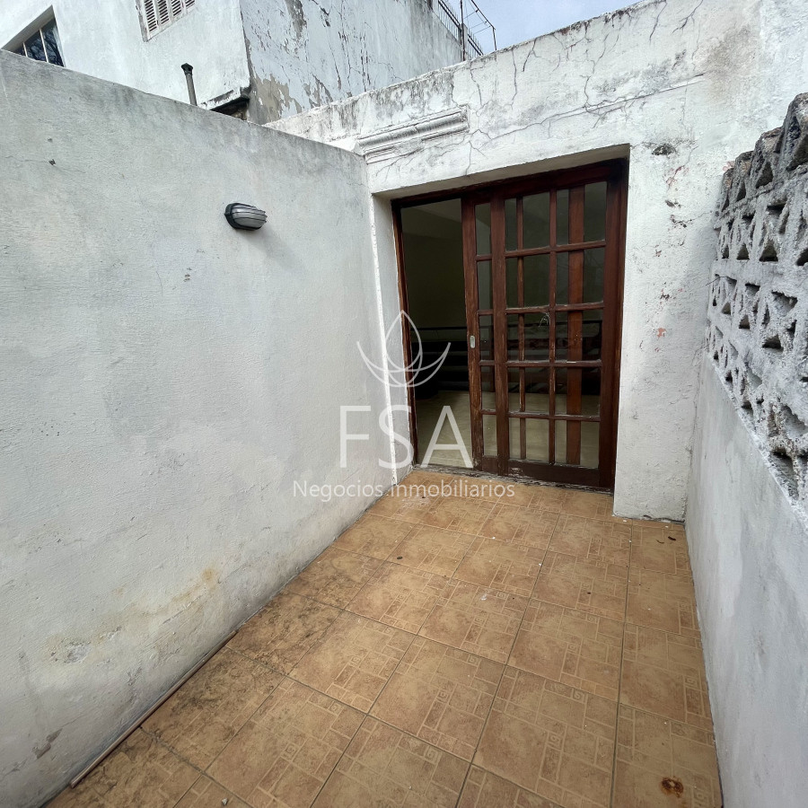 Apartamento ID.313 - Alquiler Apartamento 1 Dormitorio 2 Baños Terraza Patio Palermo Montevideo St