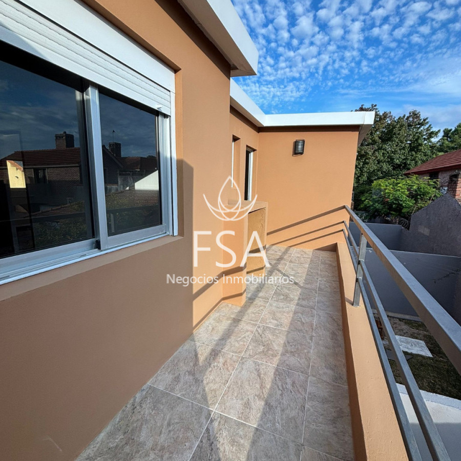 Apartamento ID.240 - Alquiler Apartamento 2 Dormitorios Terraza Estacionamiento Pinar Sur Canelones F