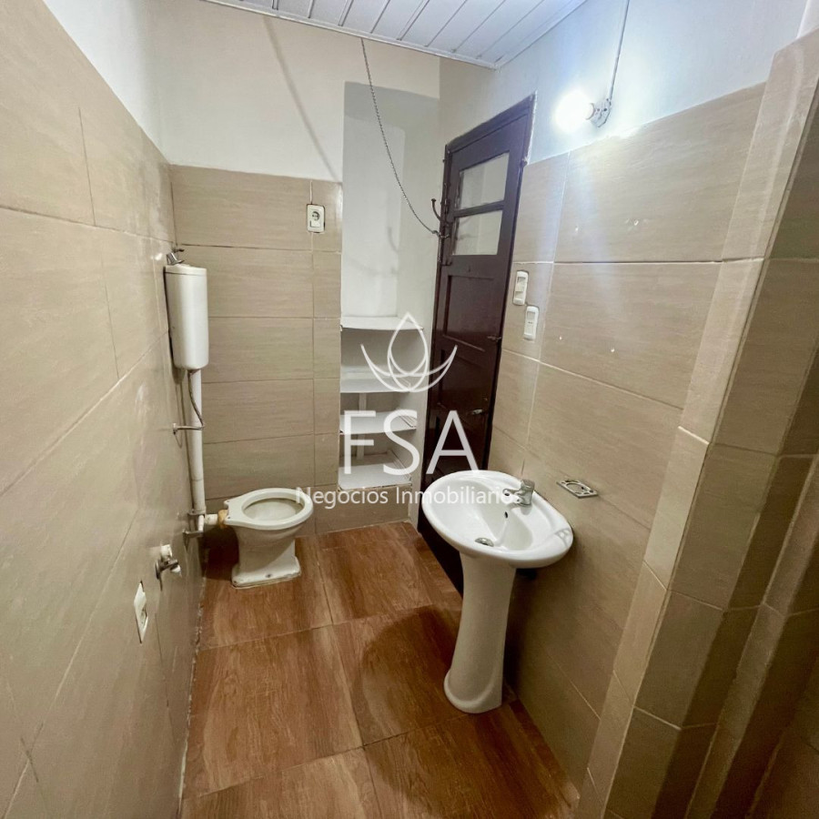 Apartamento ID.411 - Alquiler Apartamento 2 Dormitorios Patio Centro Montevideo St