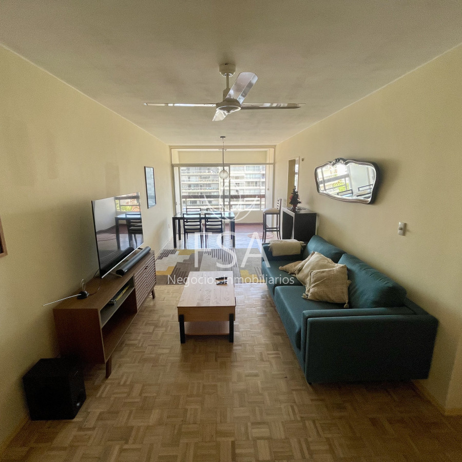 Apartamento ID.178 - Alquiler Apartamento 2 Dormitorios Balcon Al Frente Punta Carretas Montevideo St