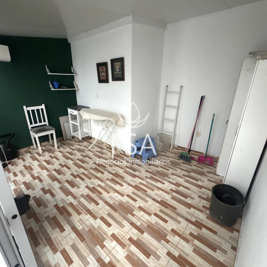 Apartamento ID.443 - Venta Apartamento 2 Dormitorios Garaje Parque Rodó Montevideo E