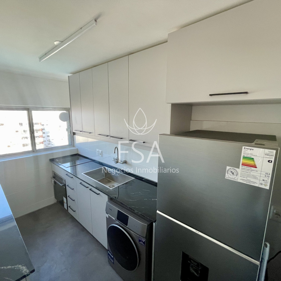 Apartamento ID.338 - Alquiler Apartamento 2 Dormitorio Amueblado Balcón Malvin Montevideo St