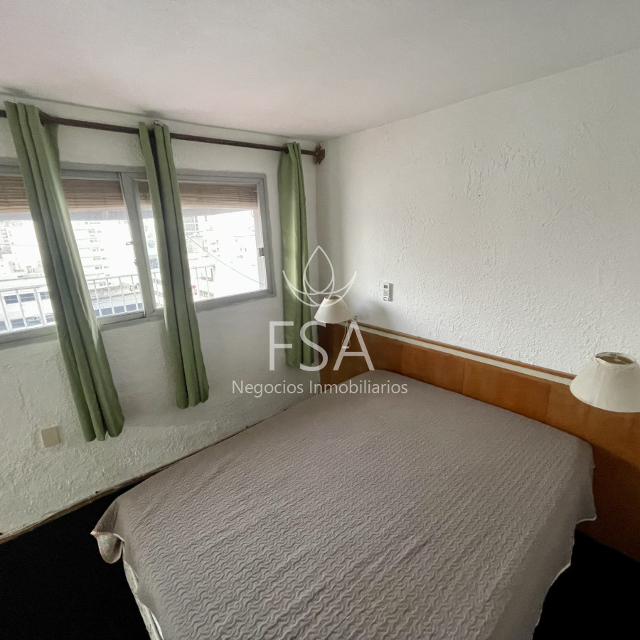 Apartamento ID.335 - Alquiler Apartamento 1 Dormitorio Terraza Exclusiva Semi Amueblado Cordon Montevideo St