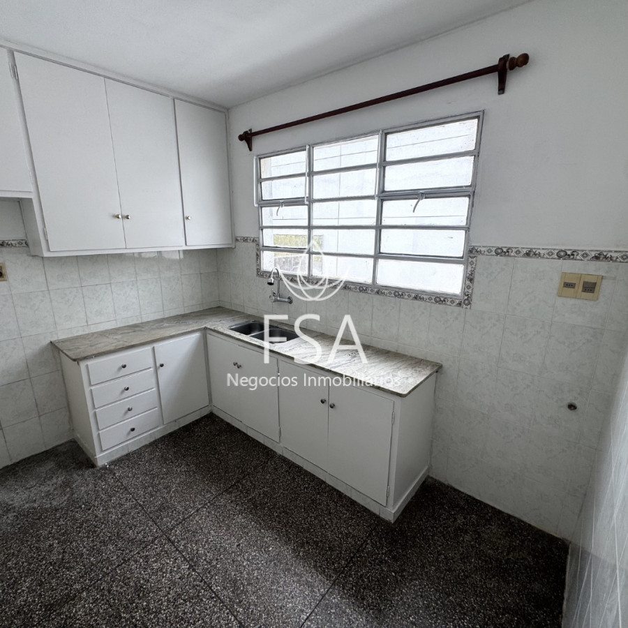 Apartamento ID.459 - Alquiler Apartamento 2 Dormitorios Garaje Tres Cruces Montevideo E