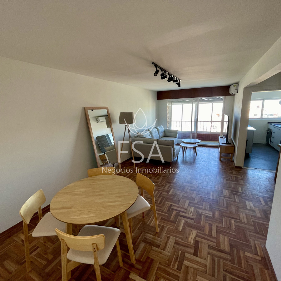 Apartamento ID.338 - Alquiler Apartamento 2 Dormitorio Amueblado Balcón Malvin Montevideo St