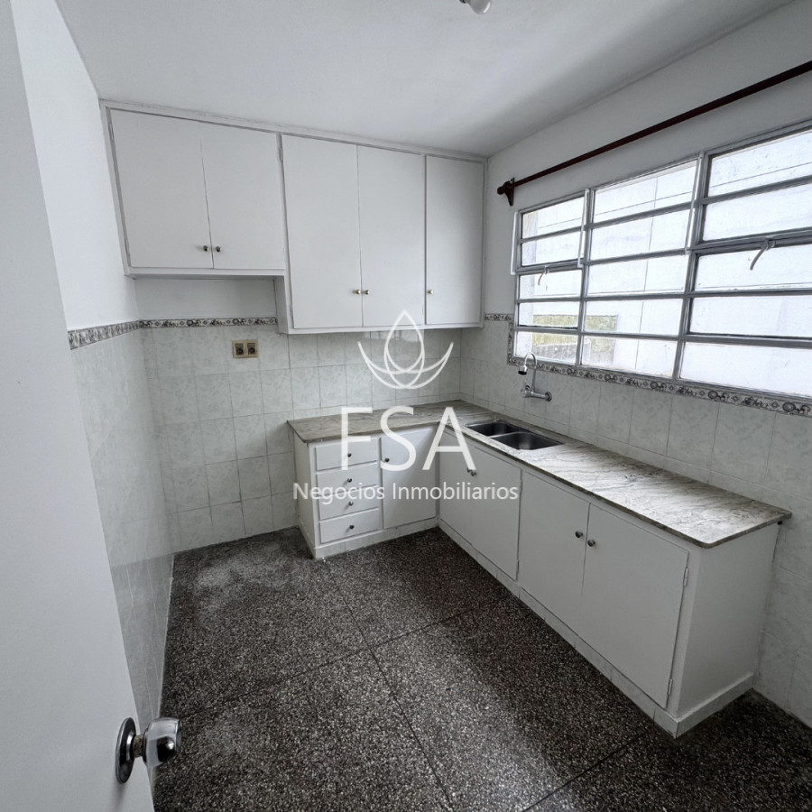 Apartamento ID.459 - Alquiler Apartamento 2 Dormitorios Garaje Tres Cruces Montevideo E
