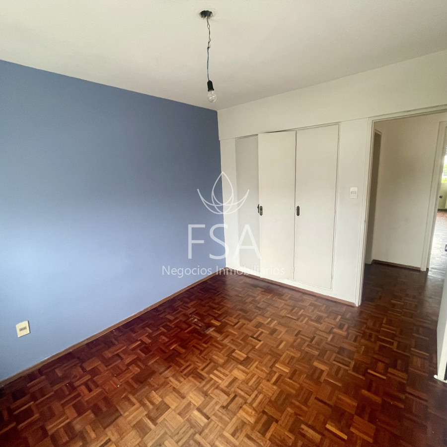 Apartamento ID.176 -  Alquiler Apartamento 3 Dormitorios Balcón al Frente Pocitos Montevideo St