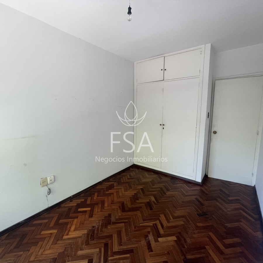 Apartamento ID.90 - Venta Apartamento 4 Dormitorios 2 Baños Garage Punta Carretas Montevideo St
