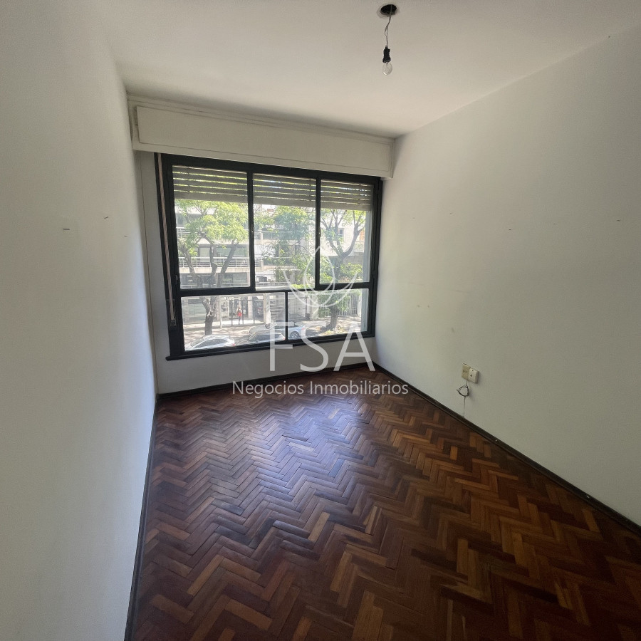 Apartamento ID.90 - Venta Apartamento 4 Dormitorios 2 Baños Garage Punta Carretas Montevideo St