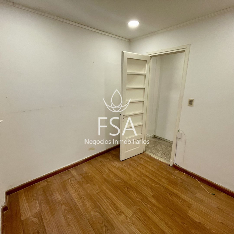 Apartamento ID.149 - Alquiler Apartamento 2 Dormitorios Patio Centro Montevideo St