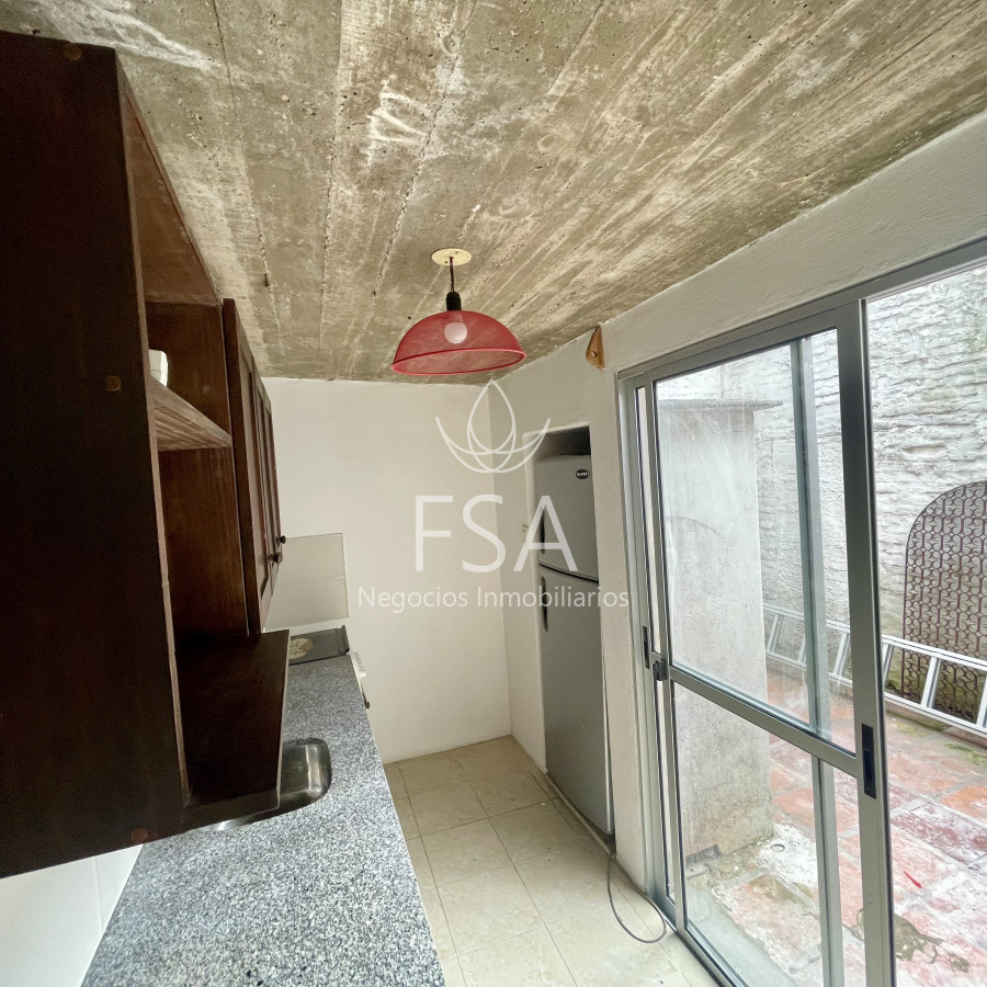 Apartamento ID.313 - Alquiler Apartamento 1 Dormitorio 2 Baños Terraza Patio Palermo Montevideo St