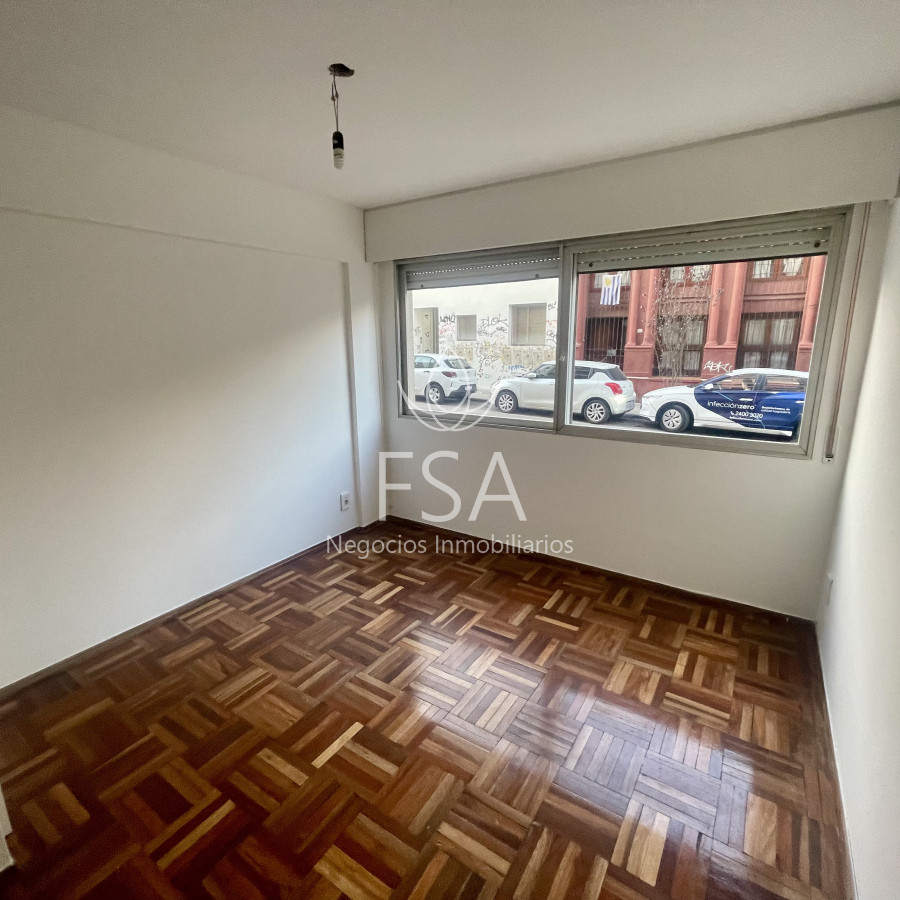 Apartamento ID.303 - Alquiler Apartamento 1 Dormitorio Cordon Sur Montevideo St