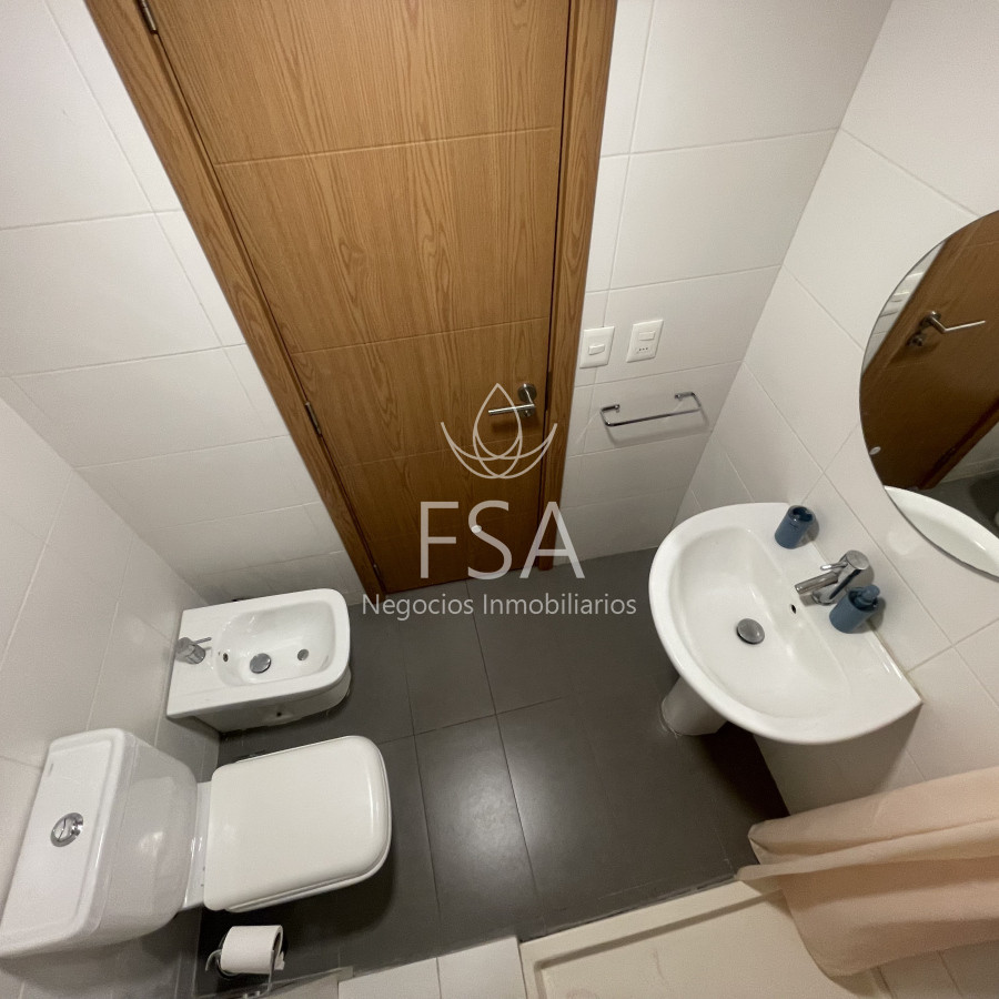 Apartamento ID.200 - Alquiler Apartamento 1 Dormitorio Amoblado Terraza Garaje Cordón Sur Montevideo St