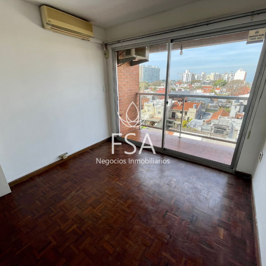 Apartamento ID.365 - Alquiler Apartamento Monoambiente con Divisiones Balcón Pocitos Montevideo St