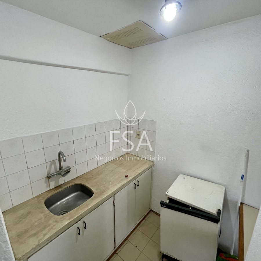 Apartamento ID.335 - Alquiler Apartamento 1 Dormitorio Terraza Exclusiva Semi Amueblado Cordon Montevideo St