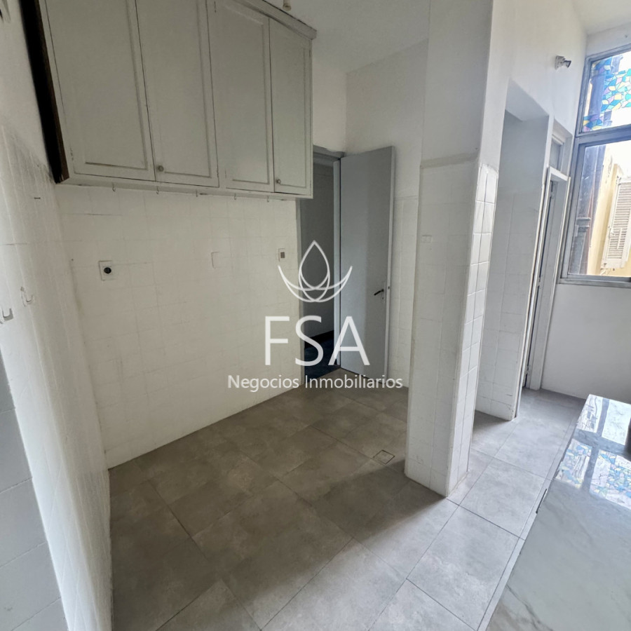 Apartamento ID.448 - Alquiler Apartamento 3 Dormitorios Balcón Prado Montevideo E