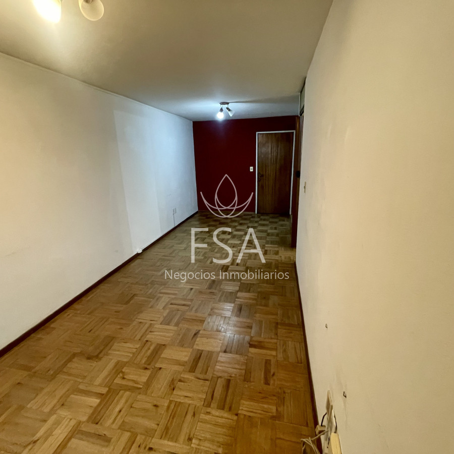 Apartamento ID.208 - Venta Apartamento 2 Dormitorios Balcón Al Frente Tres Cruces Montevideo St