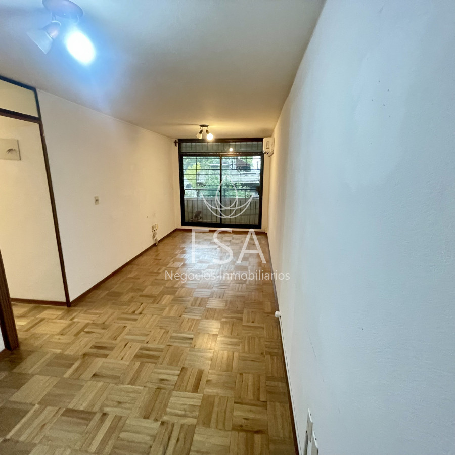 Apartamento ID.208 - Venta Apartamento 2 Dormitorios Balcón Al Frente Tres Cruces Montevideo St