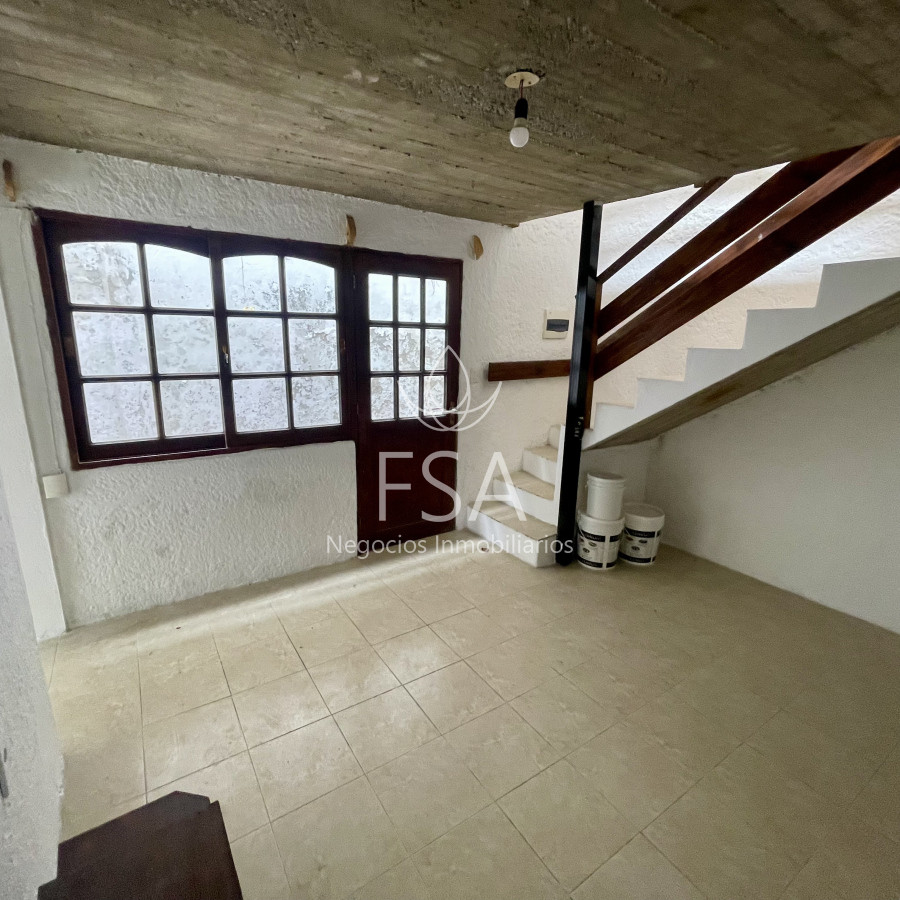 Apartamento ID.313 - Alquiler Apartamento 1 Dormitorio 2 Baños Terraza Patio Palermo Montevideo St