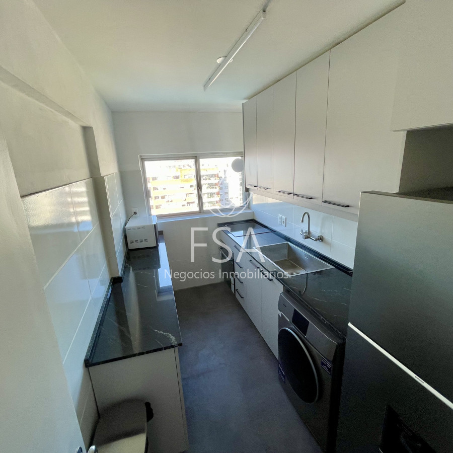 Apartamento ID.338 - Alquiler Apartamento 2 Dormitorio Amueblado Balcón Malvin Montevideo St