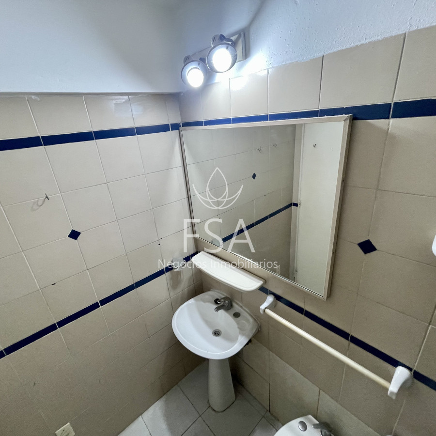 Apartamento ID.335 - Alquiler Apartamento 1 Dormitorio Terraza Exclusiva Semi Amueblado Cordon Montevideo St