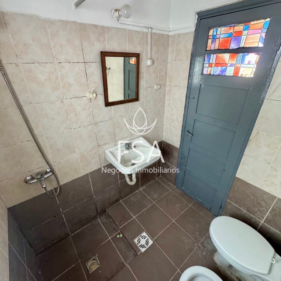 Apartamento ID.425 - Alquiler Apartamento 2+1 Dormitorios Centro Montevideo E