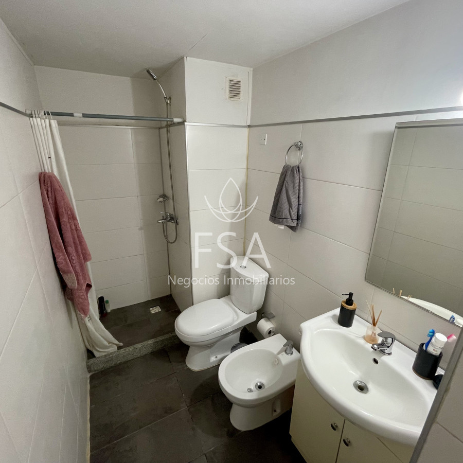 Apartamento ID.52 - Venta Apartamento 1 Dormitorio Balcón Con Renta Centro Montevideo St