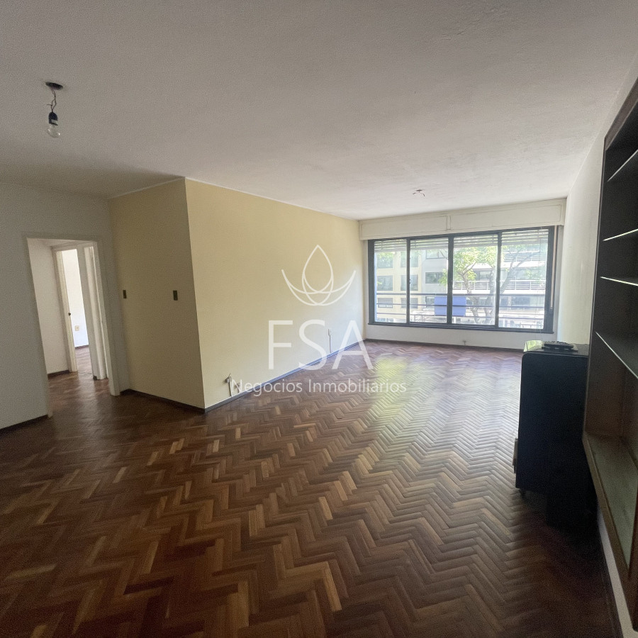 Apartamento ID.90 - Venta Apartamento 4 Dormitorios 2 Baños Garage Punta Carretas Montevideo St
