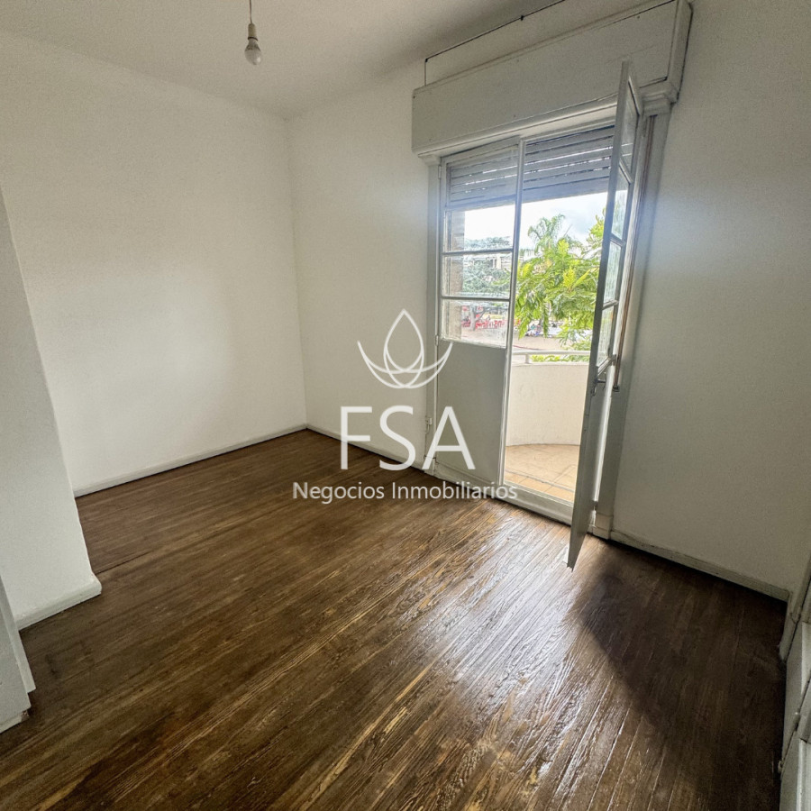 Apartamento ID.448 - Alquiler Apartamento 3 Dormitorios Balcón Prado Montevideo E