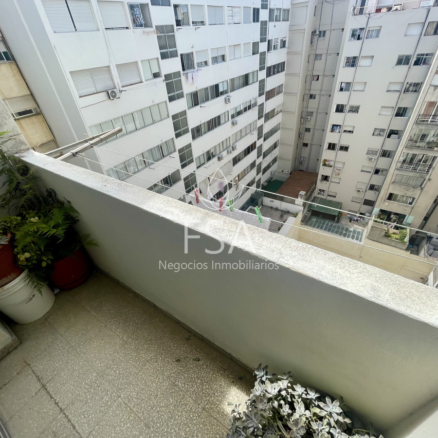 Apartamento ID.178 - Alquiler Apartamento 2 Dormitorios Balcon Al Frente Punta Carretas Montevideo St