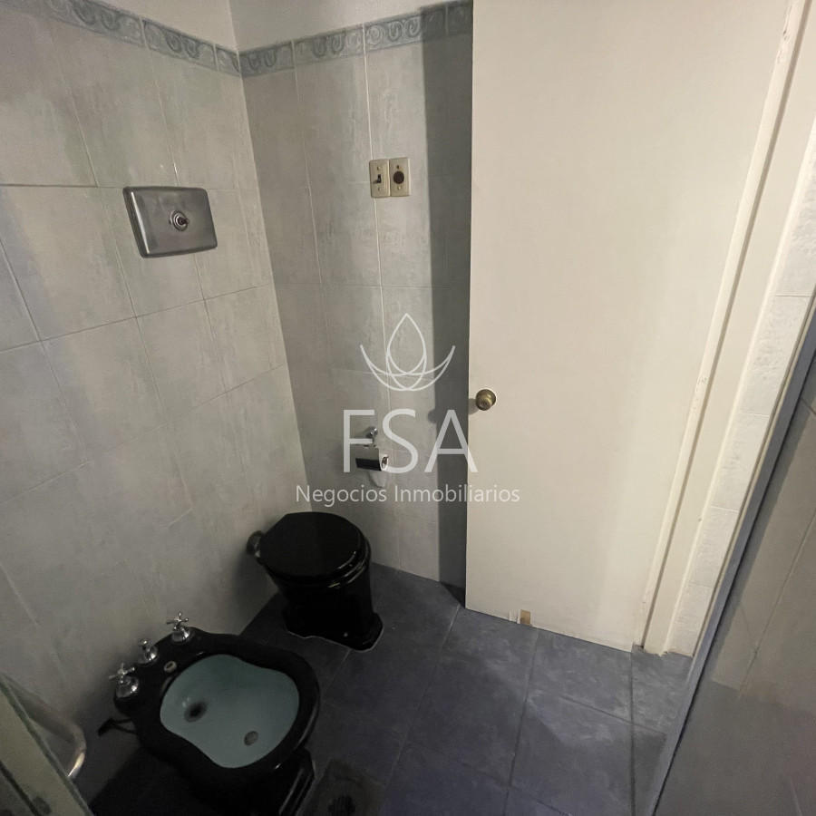 Apartamento ID.90 - Venta Apartamento 4 Dormitorios 2 Baños Garage Punta Carretas Montevideo St