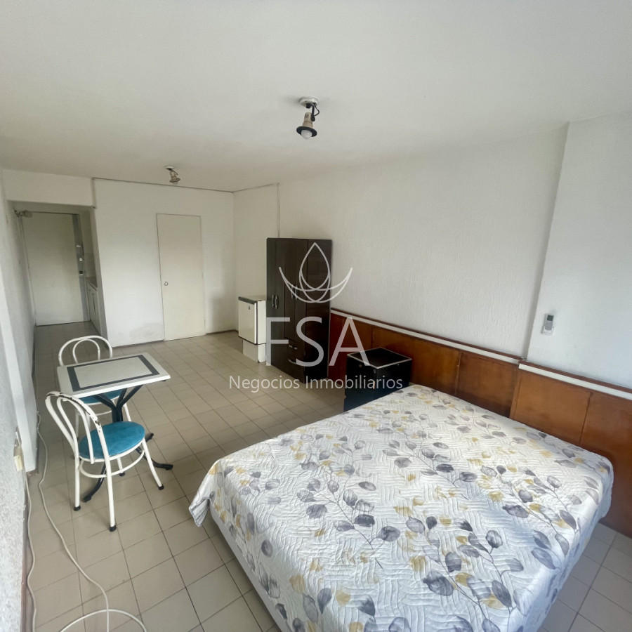 Apartamento ID.408 - Alquiler Apartamento Traspaso Monoambiente Cordon Montevideo St