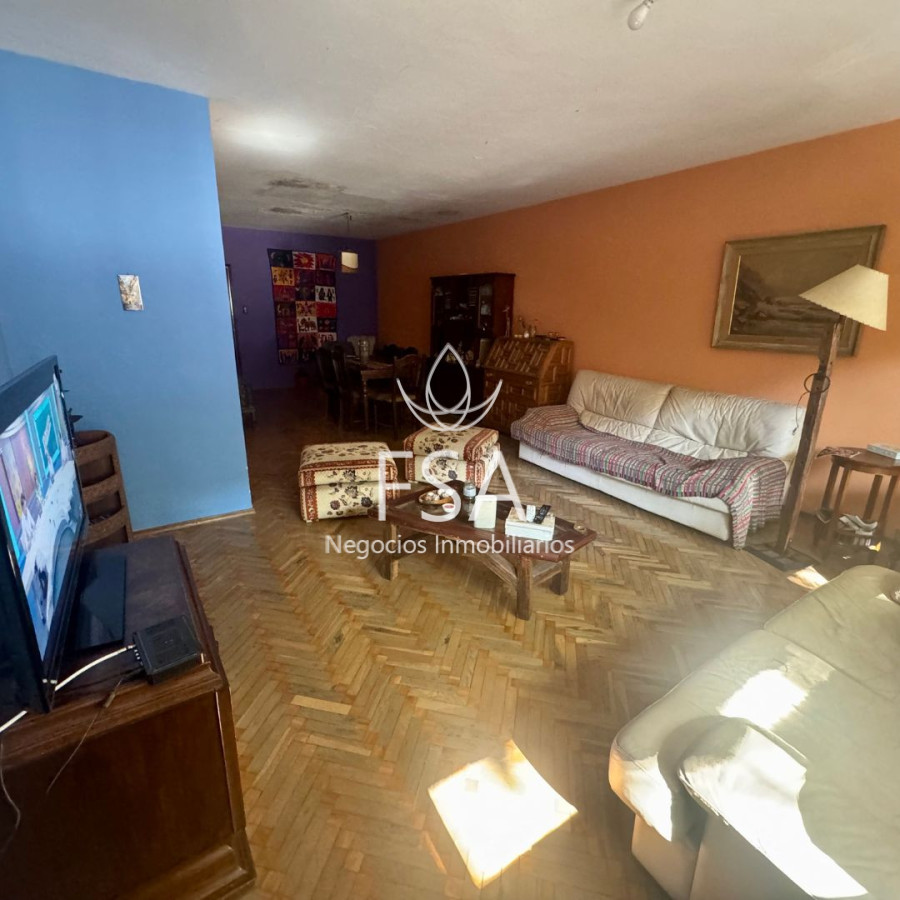 Apartamento ID.138 - Venta Apartamento 3 Plantas 6 Dormitorios 4 Baños 350 mts Barrio Sur Montevideo E