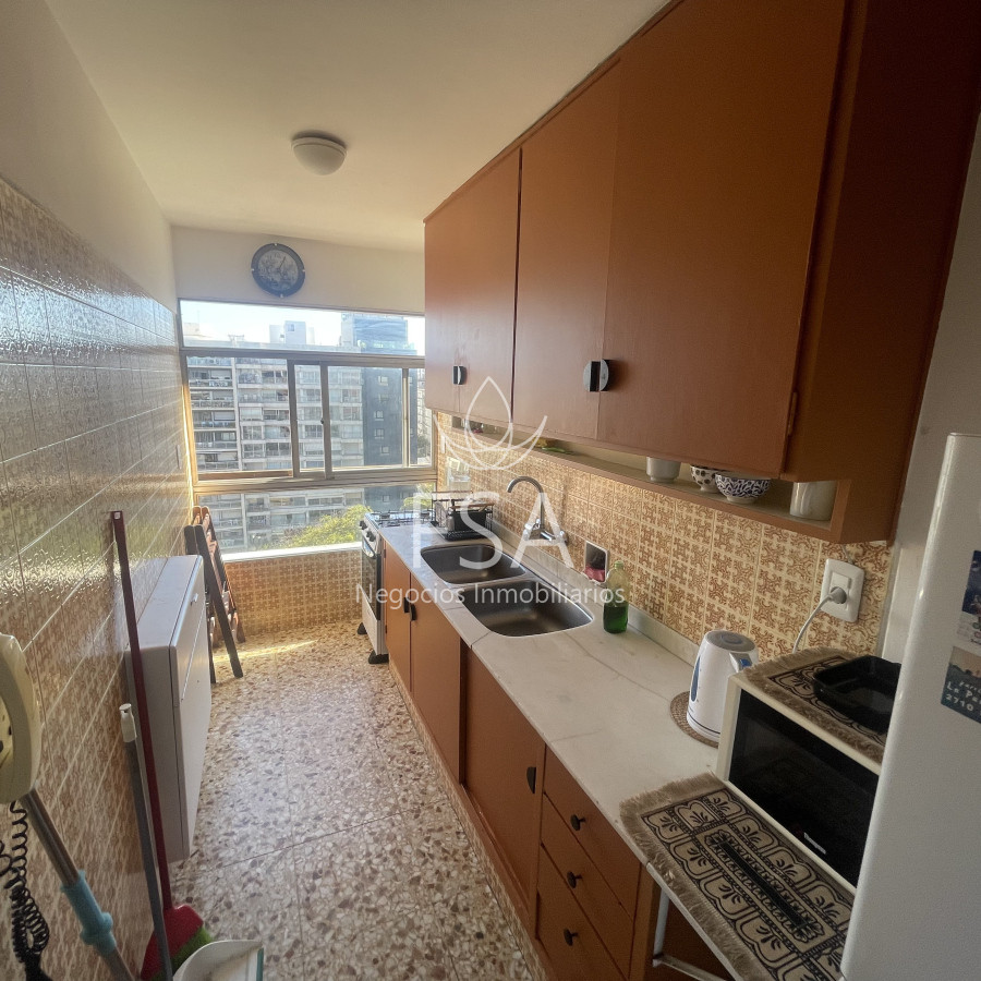 Apartamento ID.133 - Alquiler Apartamento 2 Dormitorios Amoblado Al Frente Punta Carretas Montevideo St