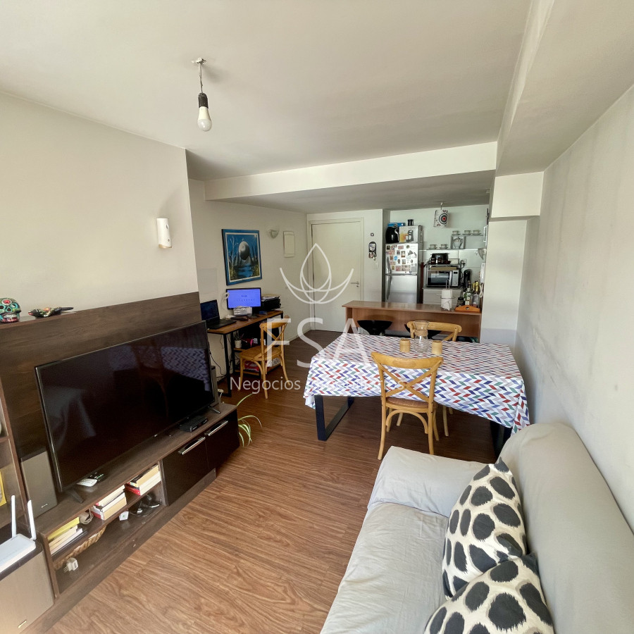 Apartamento ID.52 - Venta Apartamento 1 Dormitorio Balcón Con Renta Centro Montevideo St