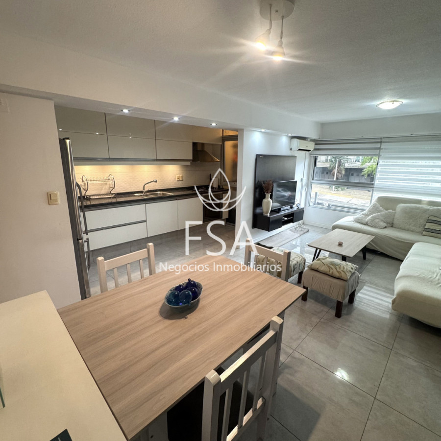 Apartamento ID.443 - Venta Apartamento 2 Dormitorios Garaje Parque Rodó Montevideo E