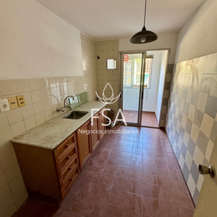 Apartamento ID.361 - Alquiler Apartamento 2 Dormitorios Balcón Garaje Aguada Montevideo E