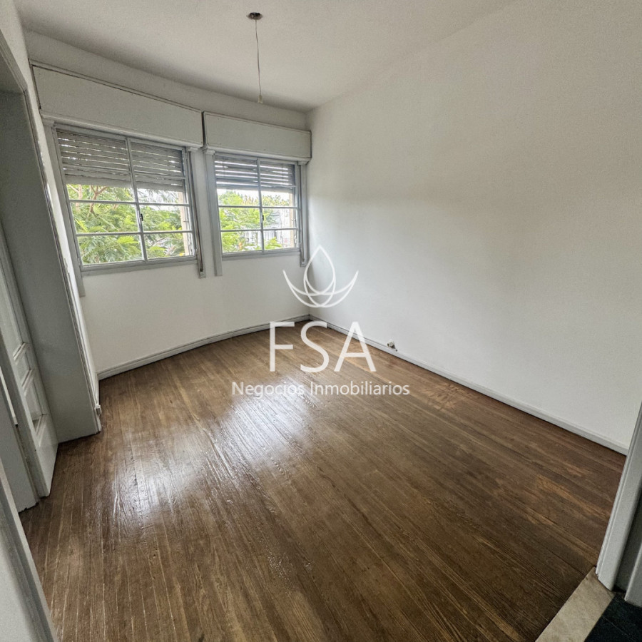 Apartamento ID.448 - Alquiler Apartamento 3 Dormitorios Balcón Prado Montevideo E