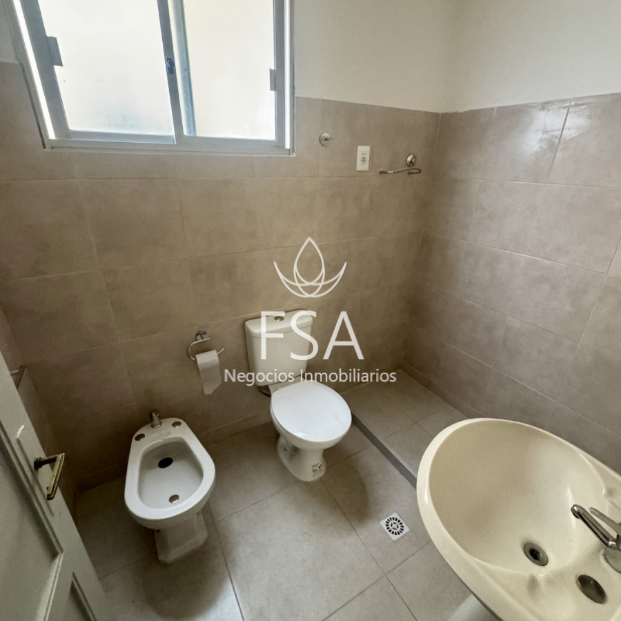 Apartamento ID.448 - Alquiler Apartamento 3 Dormitorios Balcón Prado Montevideo E