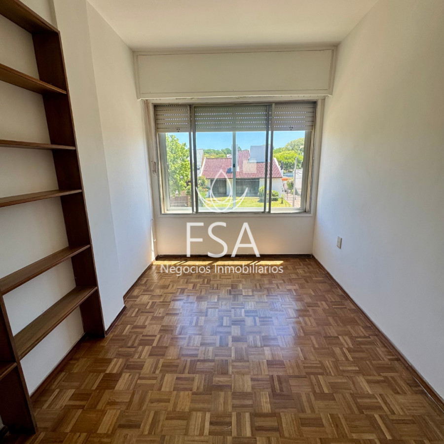 Apartamento ID.422 - Alquiler Apartamento 3 Dormitorios Garaje Punta Gorda Montevideo E