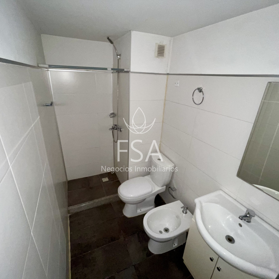 Apartamento ID.52 - Venta Apartamento 1 Dormitorio Balcón Centro Montevideo St